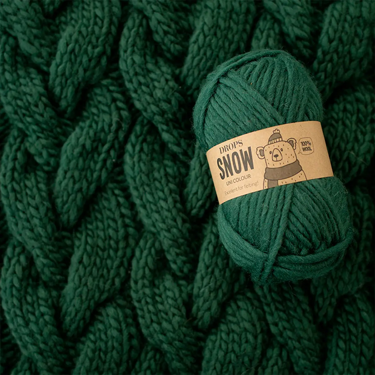 Drops Snow yarn knitted